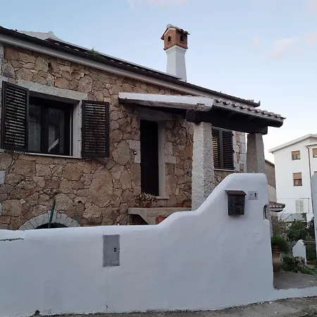 Casa * Oliena